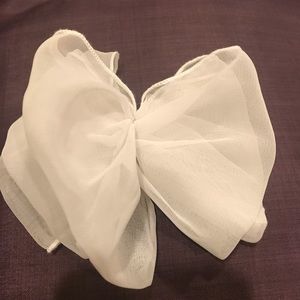 PM03015 Hair Bow